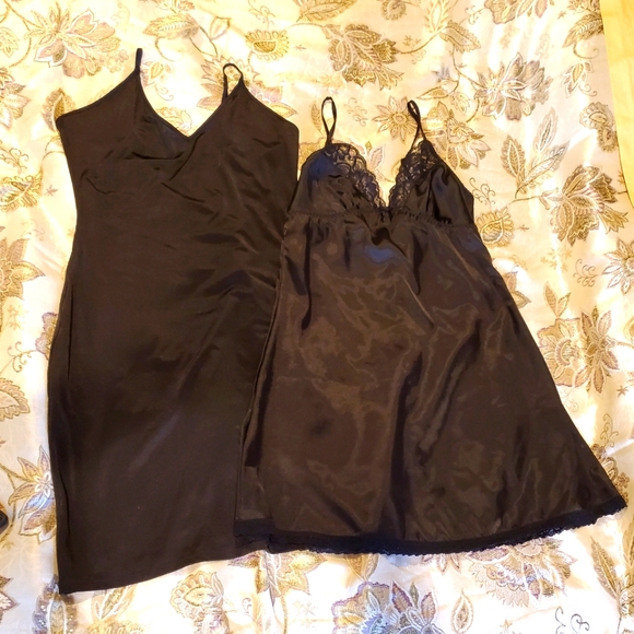 Set of slips - Picture 1 of 2